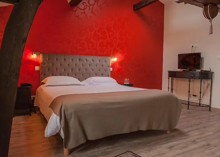 Du Chateau De Charron Charron (Charente-Maritime)